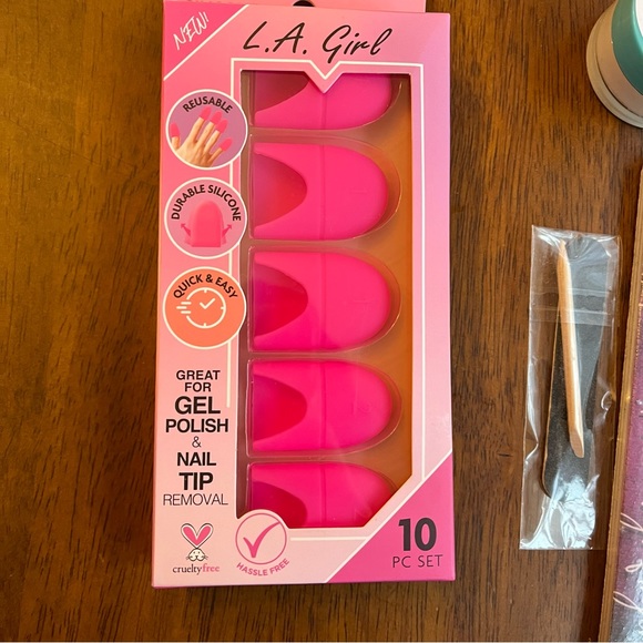 ALL NEW! Assorted Nail Care Kit! Including Pinch Provisions and Target items! - Picture 3 of 12